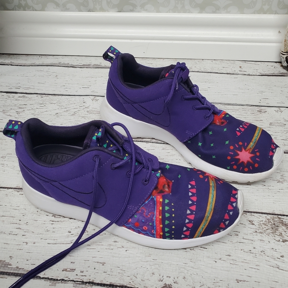 Nike Roshe Run   Purple   running shoes 7.5